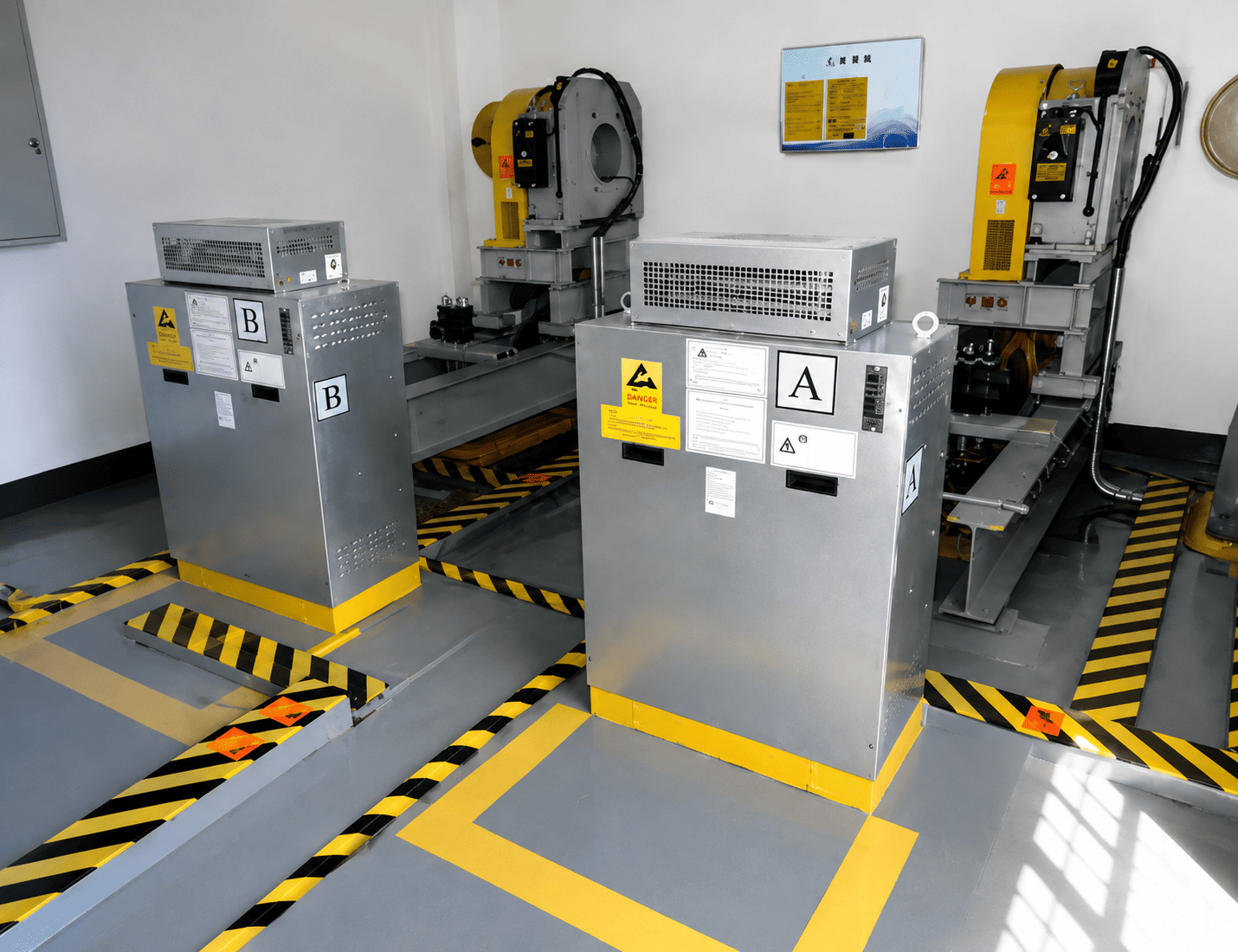 Machine Room-Less Elevator